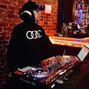 Meet your Posher, Emmanuel